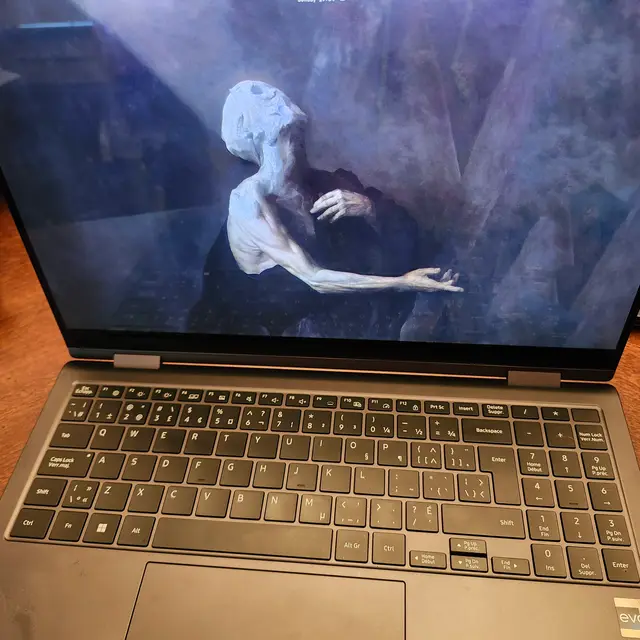 Omarchy 4 is perfect on samsung galaxy book!